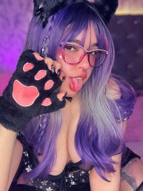 MaddyeWaves